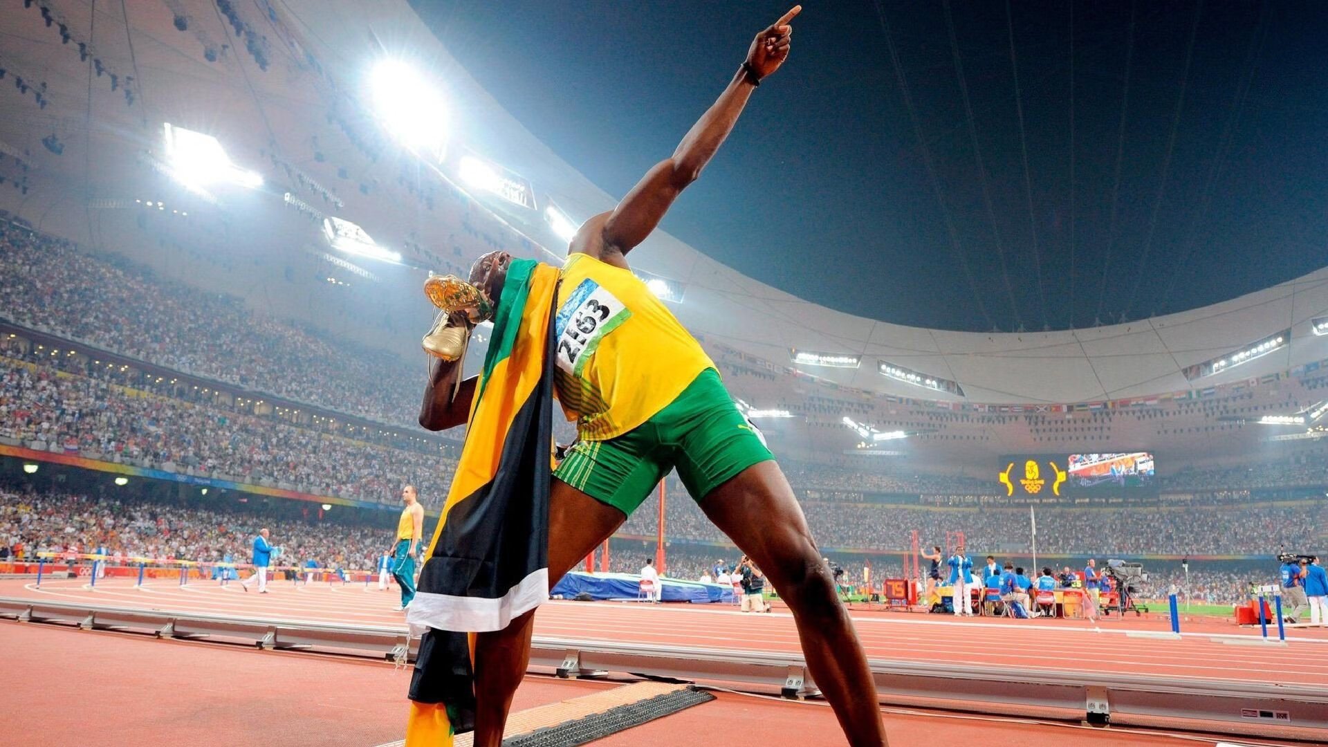 隆戈：从新西兰的希望到世界橄榄球的标志性人物